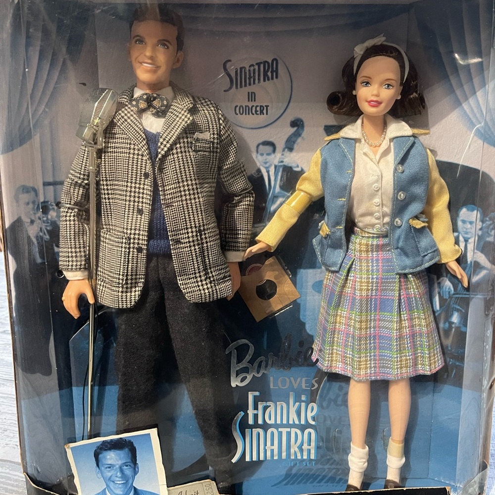 Barbie Loves Frank Sinatra